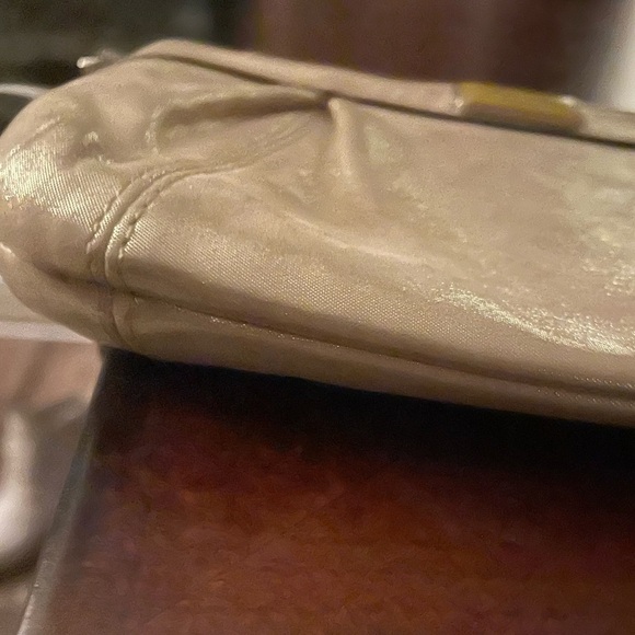 Coach Champagne Gold Shimmer Signature Leather Wristlet - Picture 7 of 8